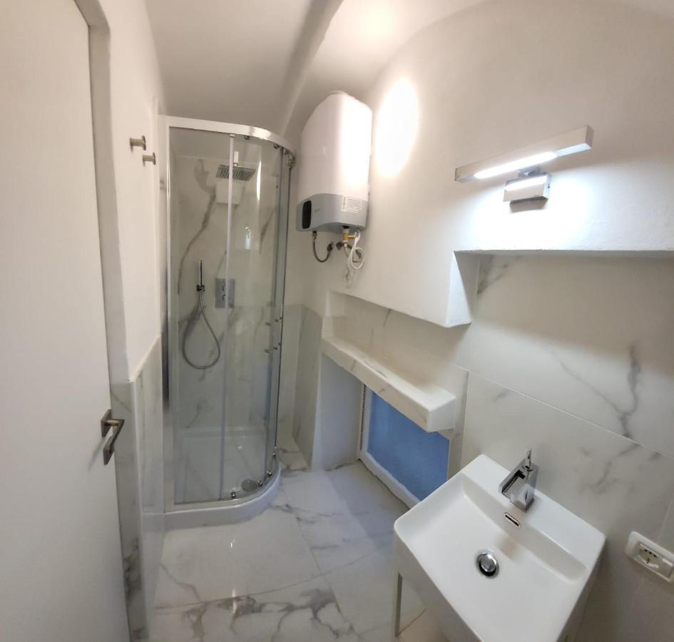 The White Colisseum Apartment Roma Ngoại thất bức ảnh